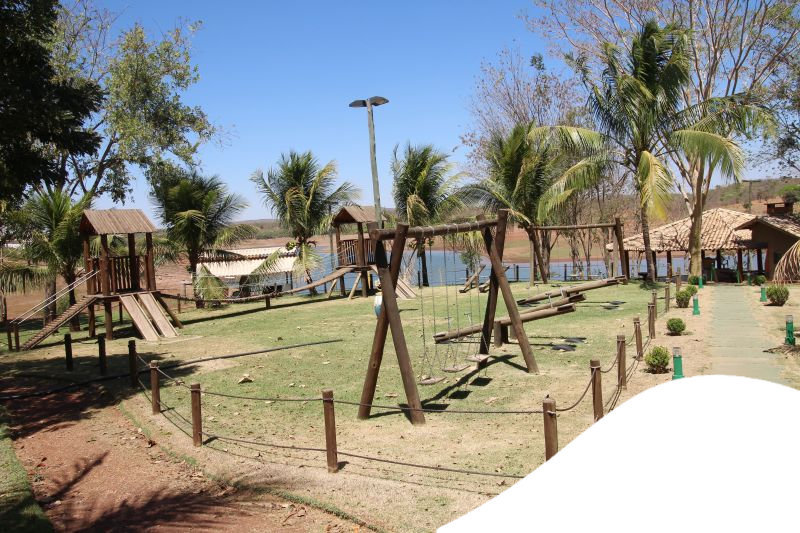 Foto PONTAL DO LAGO